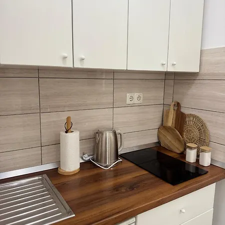 Laganini 2 - 50 M From The Sea Apartman *