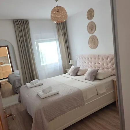 Apartment Laganini 2 - 50 M From The Sea Split