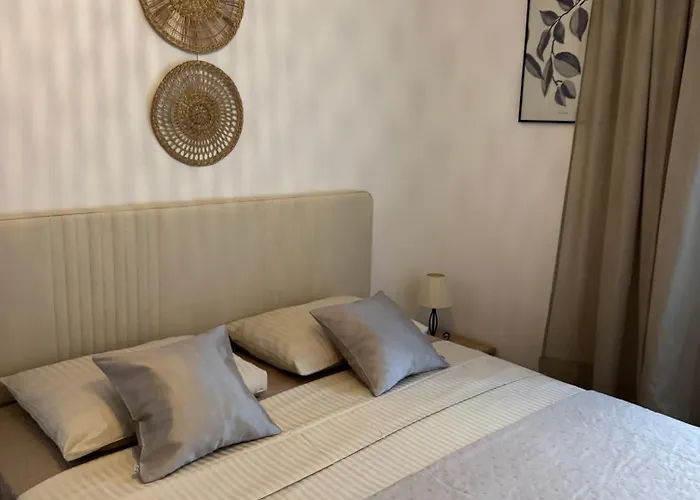 Laganini 2 - 50 M From The Sea Apartman *