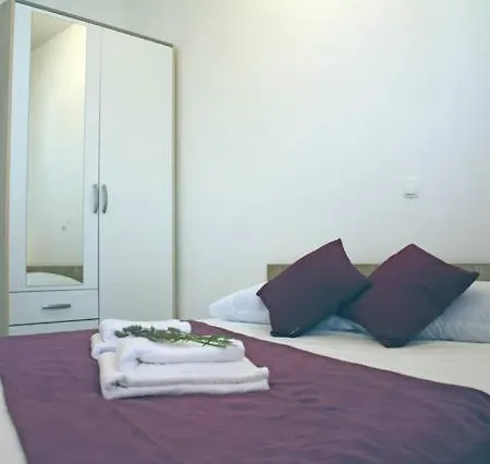 Apartment Laganini 2 - 50 M From The Sea *