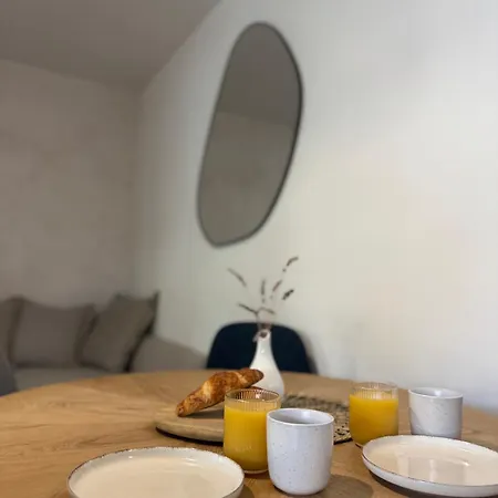 Apartment Laganini 2 - 50 M From The Sea *