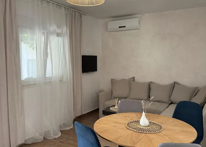 Laganini 2 - 50 M From The Sea ספליט