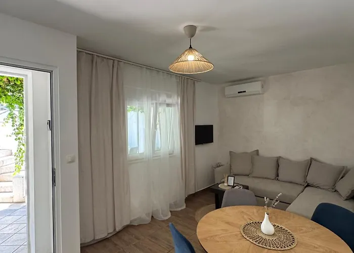 Laganini 2 - 50 M From The Sea דירה ספליט